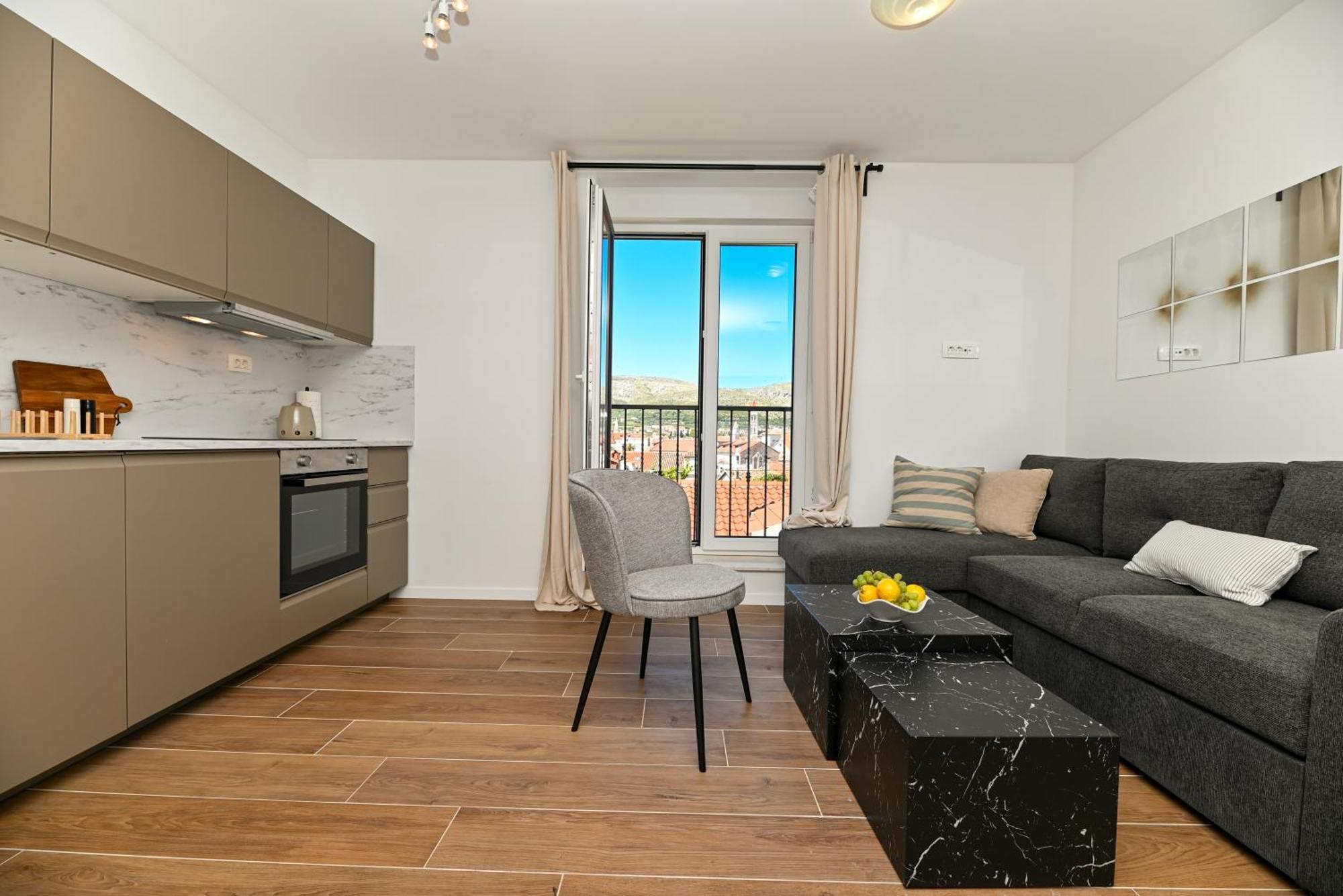 Downtown Apartments Maar Трогір Екстер'єр фото